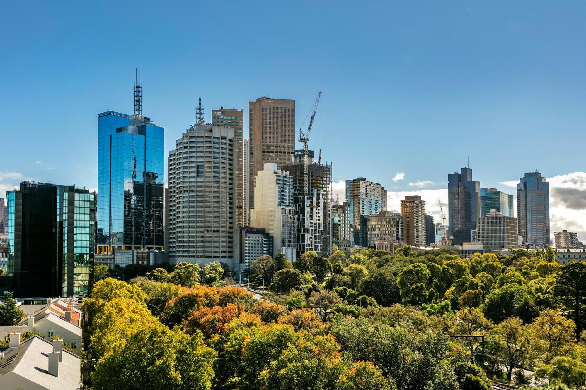 Quest Jolimont Aparthotel Melbourne Exterior photo