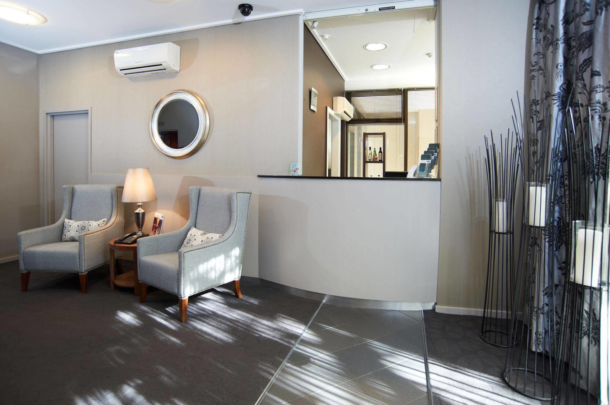 Quest Jolimont Aparthotel Melbourne Interior photo